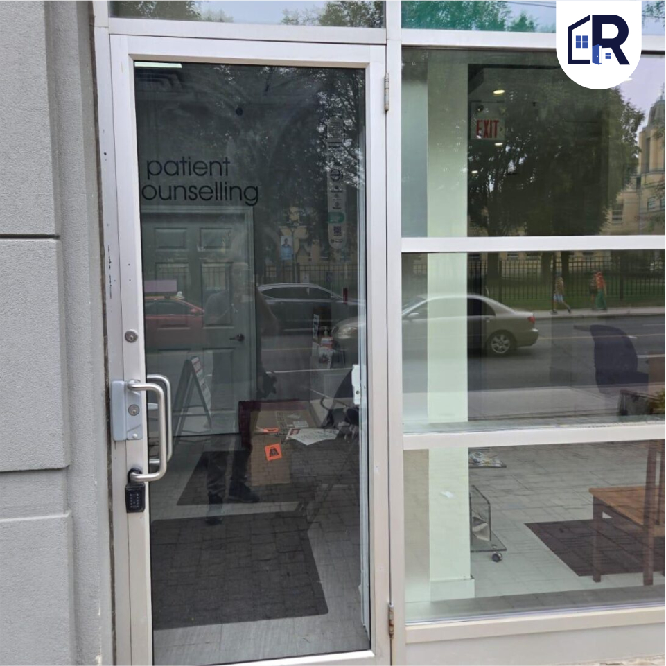 Windows glass repair